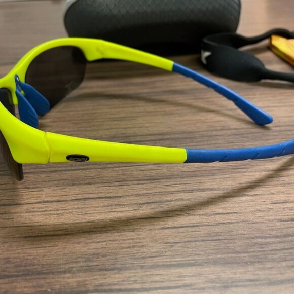 XX2i Optics France2 Sport Sunglasses - Neon Yellow and Blue - Blue Lens - EUC - Picture 8 of 10